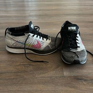 Nike Flyknit Racers Betrue Multi